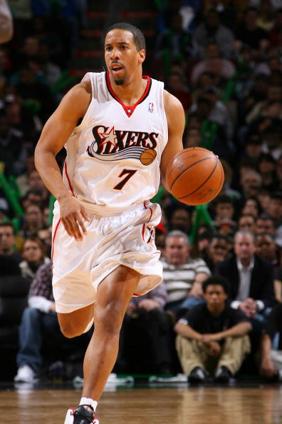 更深入分析 更深入分析