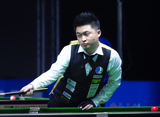 表现令人印 表现令人印