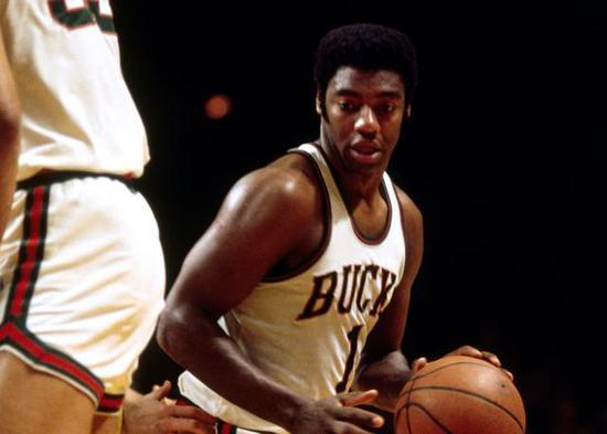 自由球员 自由球员