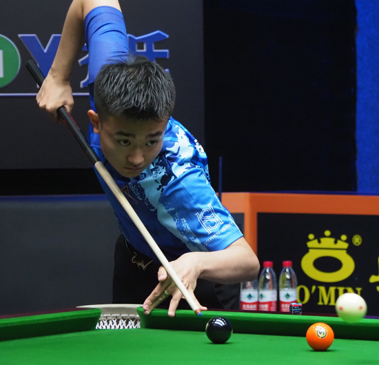 这一事件背 这一事件背