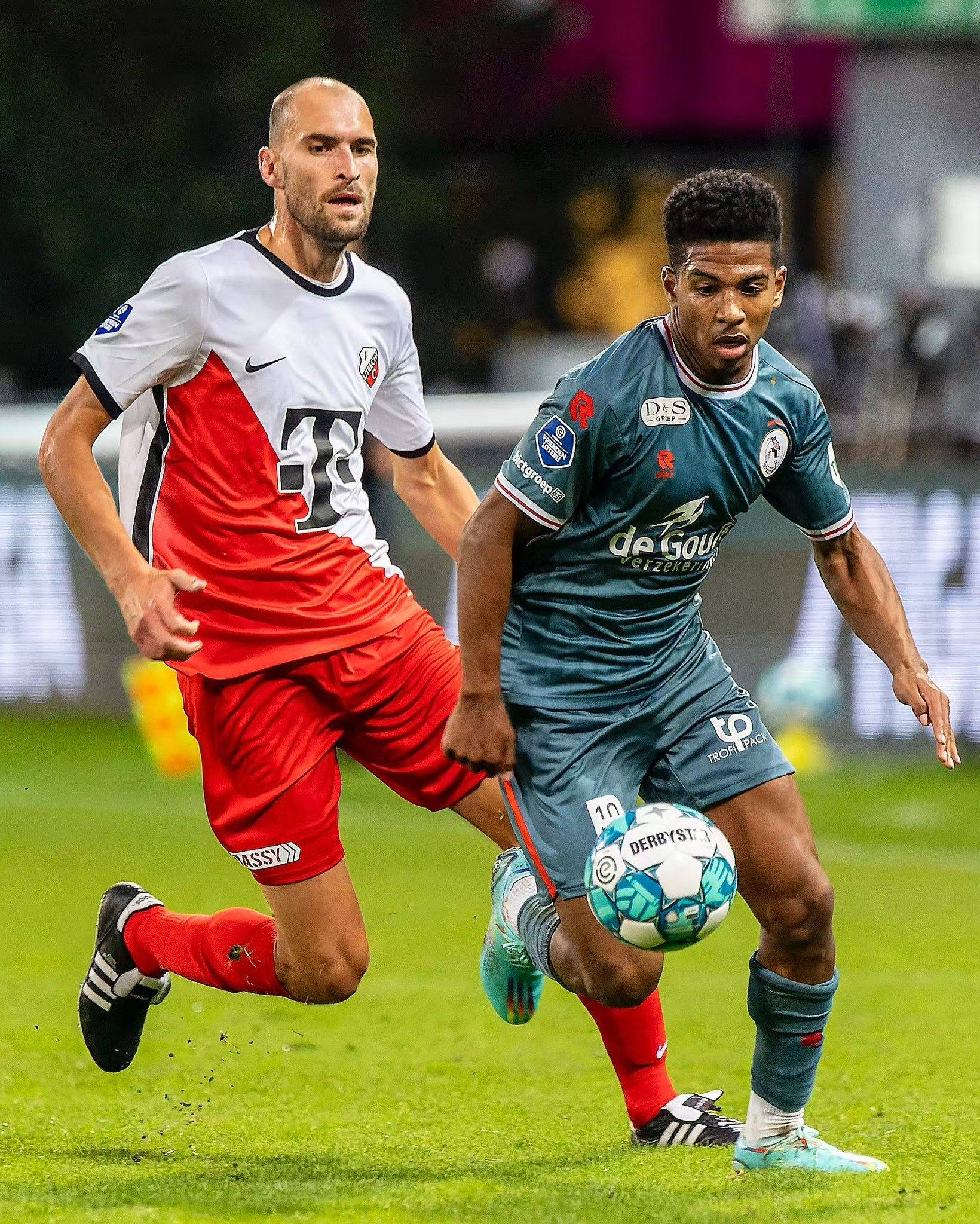 事业的双重 事业的双重