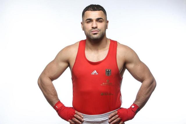 承担首撞点 承担首撞点